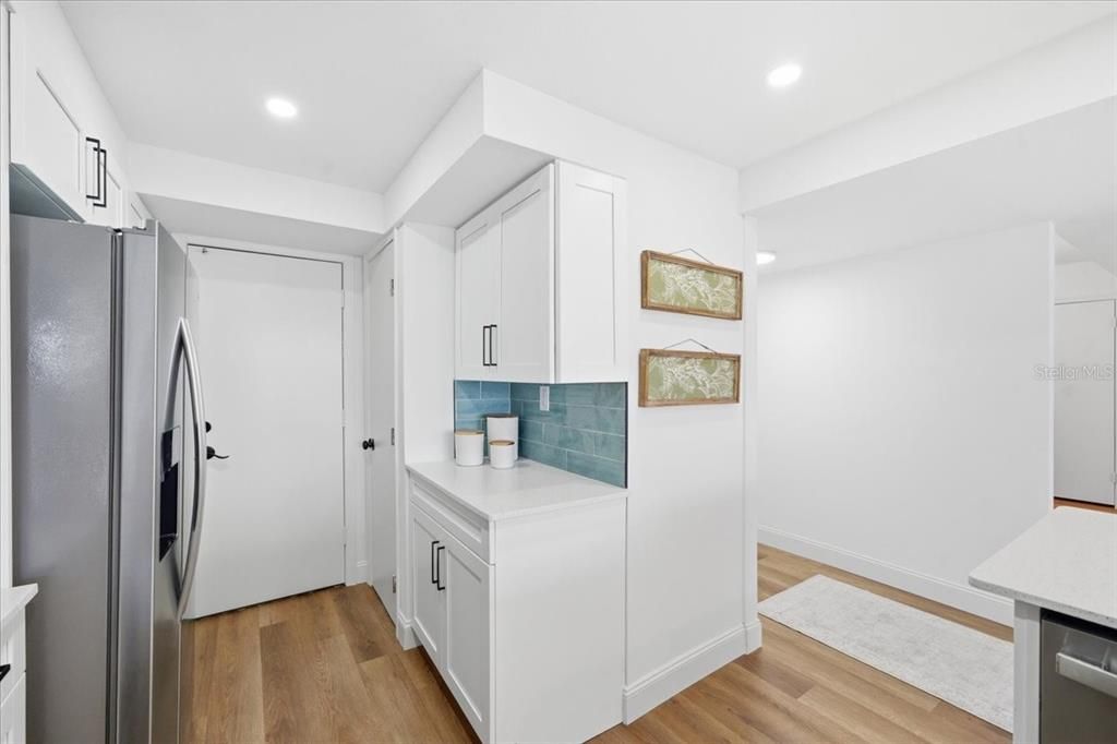 На продажу: $465,000 (2 спален, 2 ванн, 1300 Квадратных фут)