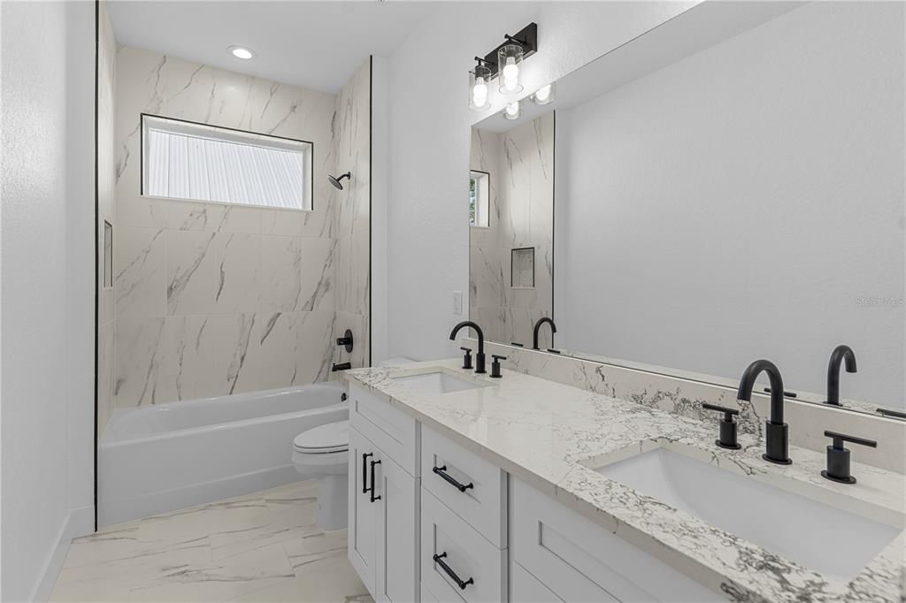 На продажу: $625,000 (5 спален, 3 ванн, 2900 Квадратных фут)