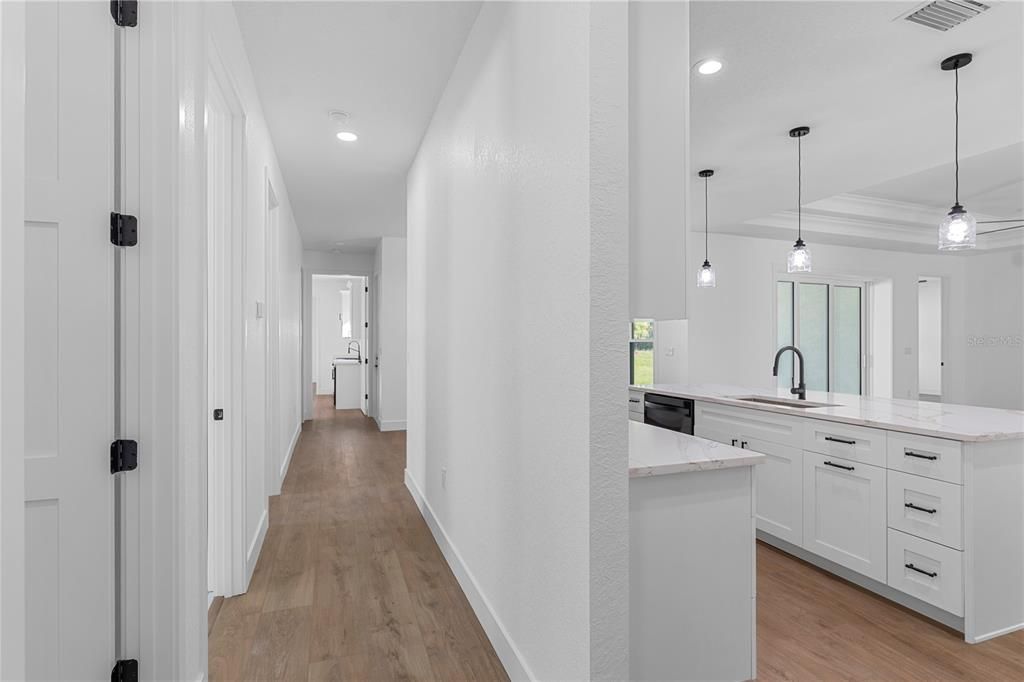 На продажу: $625,000 (5 спален, 3 ванн, 2900 Квадратных фут)