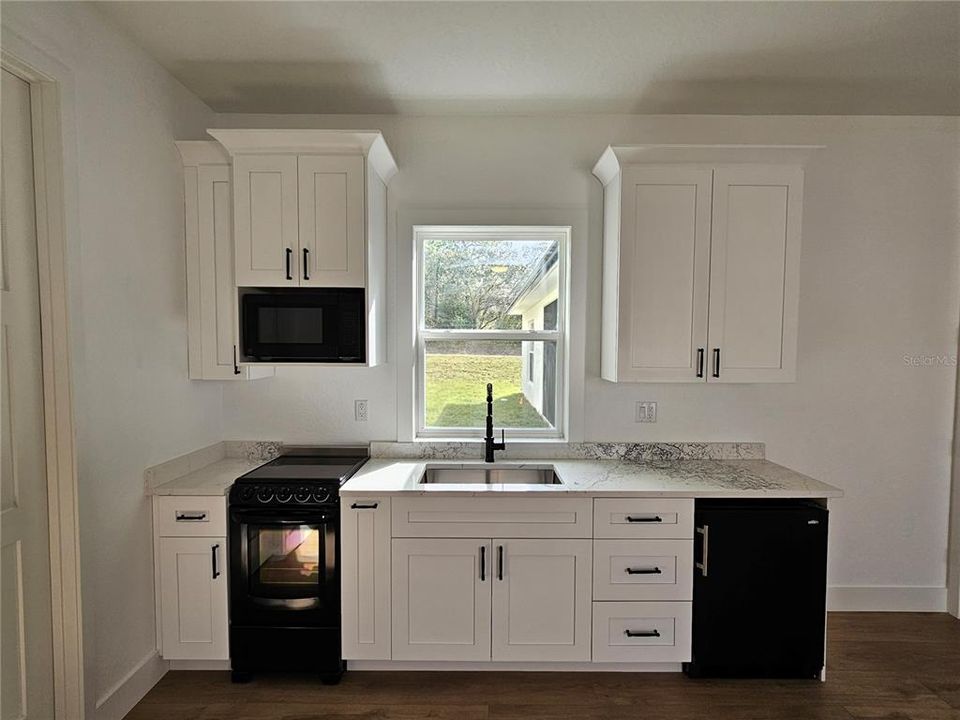 На продажу: $625,000 (5 спален, 3 ванн, 2900 Квадратных фут)