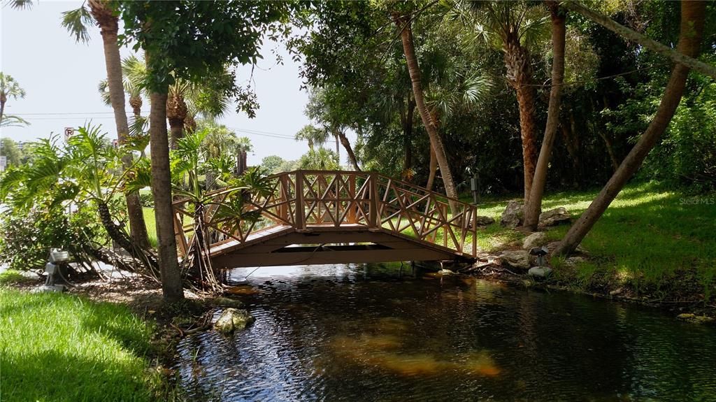 待售: $136,000 (2 贝兹, 2 浴室, 865 平方英尺)