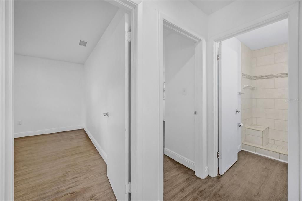 For Sale: $335,000 (3 beds, 2 baths, 1008 Square Feet)