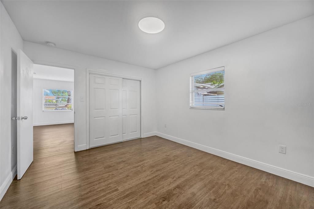 For Sale: $335,000 (3 beds, 2 baths, 1008 Square Feet)