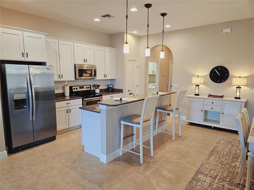 For Rent: $4,500 (2 beds, 2 baths, 1579 Square Feet)