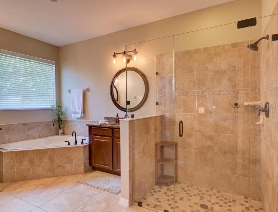 В аренду: $3,000 (4 спален, 3 ванн, 2784 Квадратных фут)