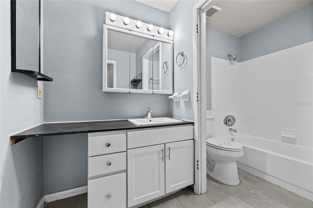 En Renta: $1,675 (3 camas, 1 baños, 1098 Pies cuadrados)