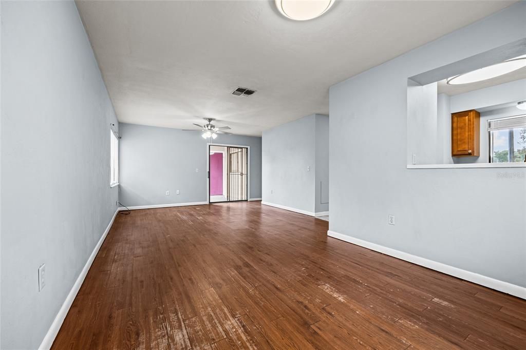 En Renta: $1,675 (3 camas, 1 baños, 1098 Pies cuadrados)