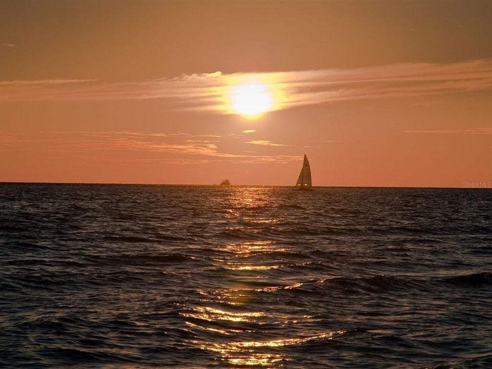 待售: $365,000 (3 贝兹, 2 浴室, 1956 平方英尺)