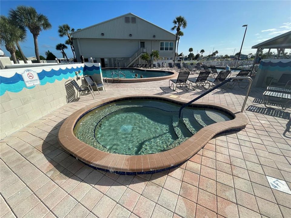 For Sale: $254,900 (3 beds, 2 baths, 1277 Square Feet)