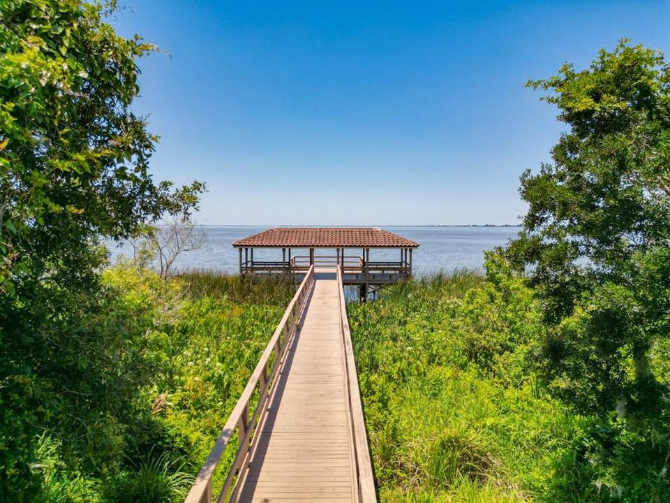 En Venta: $685,000 (6 camas, 4 baños, 3794 Pies cuadrados)