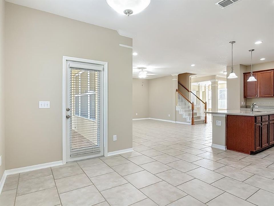 En Venta: $685,000 (6 camas, 4 baños, 3794 Pies cuadrados)