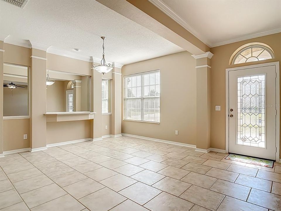 En Venta: $685,000 (6 camas, 4 baños, 3794 Pies cuadrados)