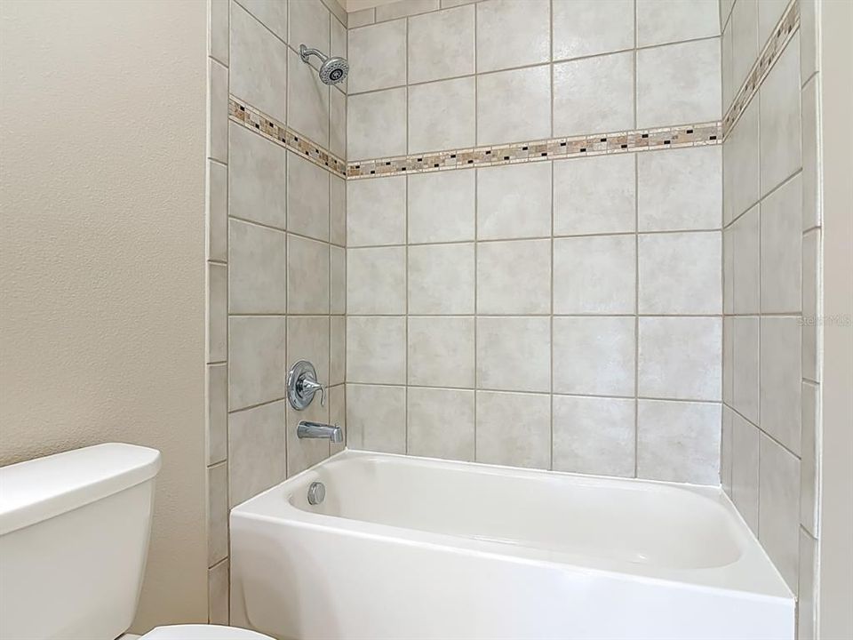 En Venta: $685,000 (6 camas, 4 baños, 3794 Pies cuadrados)