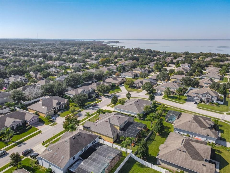 En Venta: $685,000 (6 camas, 4 baños, 3794 Pies cuadrados)