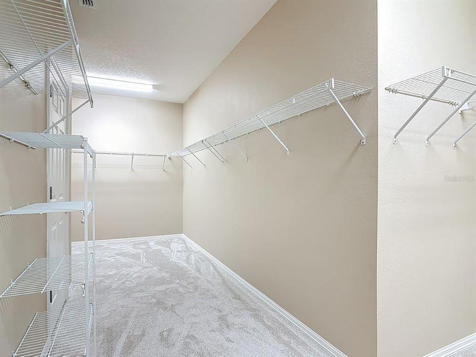 En Venta: $685,000 (6 camas, 4 baños, 3794 Pies cuadrados)