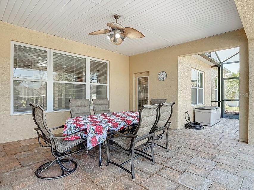 En Venta: $685,000 (6 camas, 4 baños, 3794 Pies cuadrados)