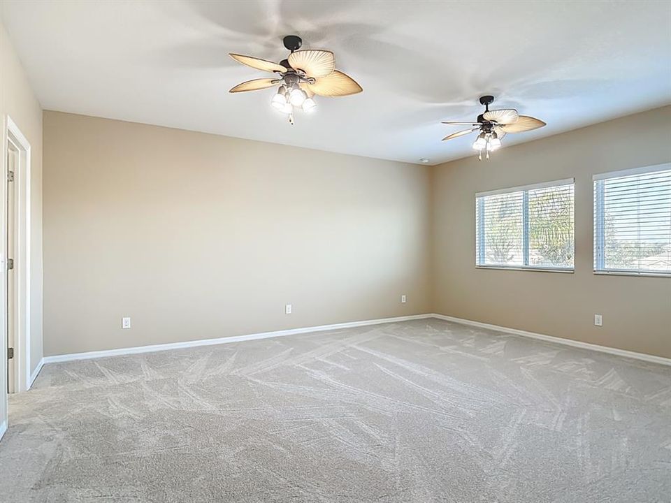 En Venta: $685,000 (6 camas, 4 baños, 3794 Pies cuadrados)