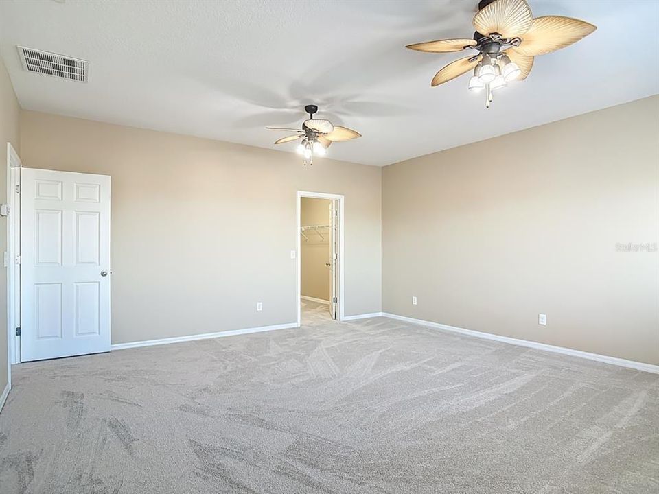 En Venta: $685,000 (6 camas, 4 baños, 3794 Pies cuadrados)