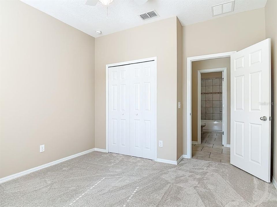 En Venta: $685,000 (6 camas, 4 baños, 3794 Pies cuadrados)