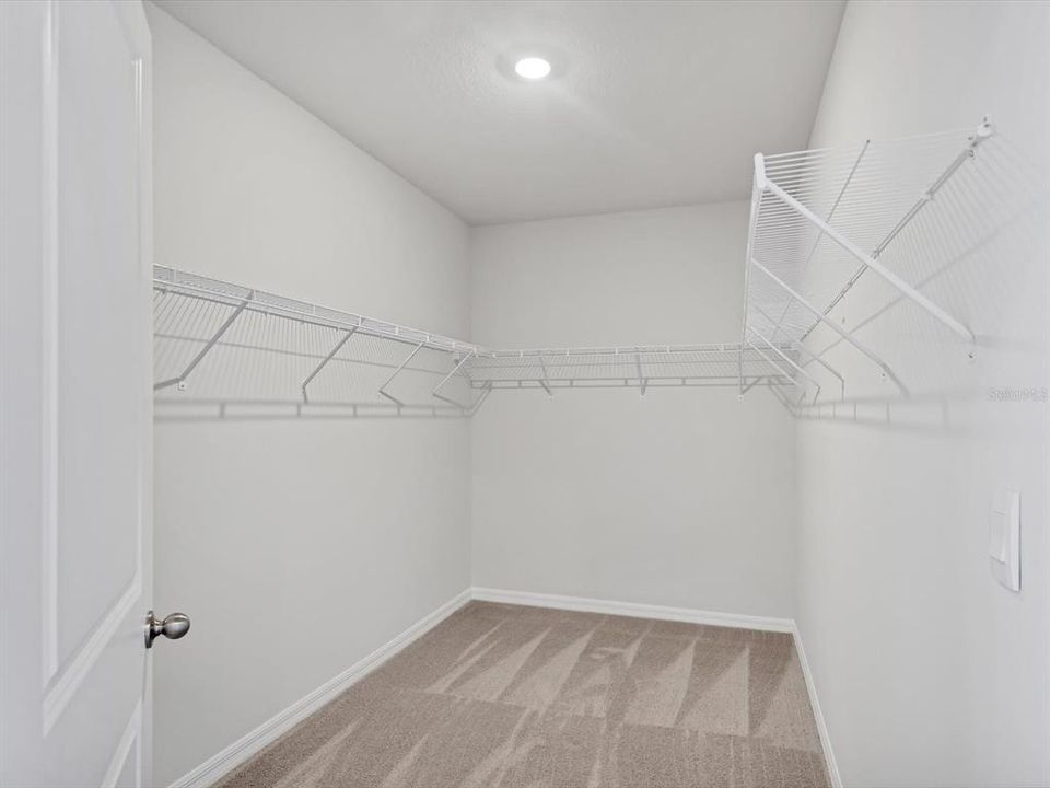 En Renta: $2,900 (5 camas, 3 baños, 2934 Pies cuadrados)