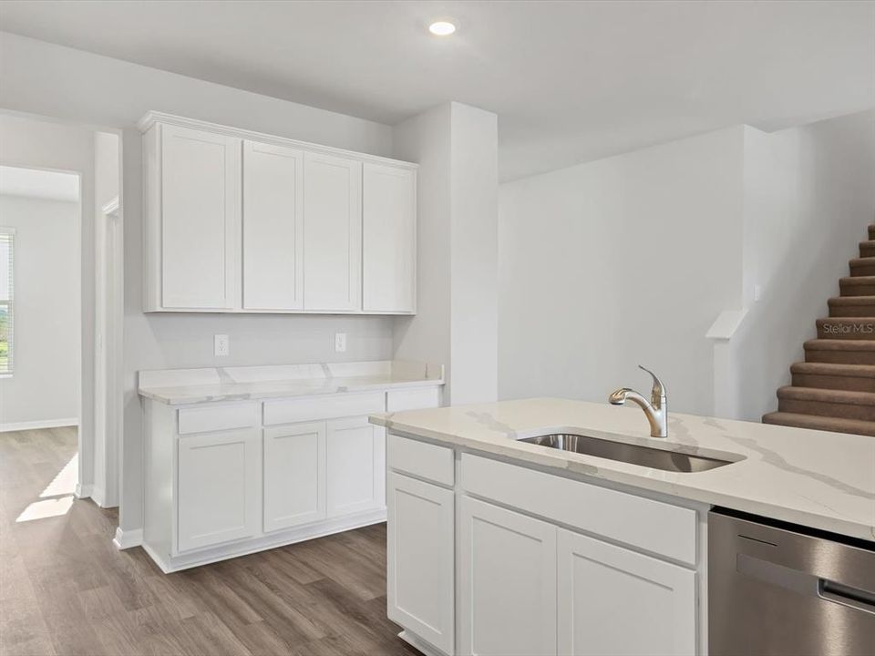 En Renta: $2,900 (5 camas, 3 baños, 2934 Pies cuadrados)