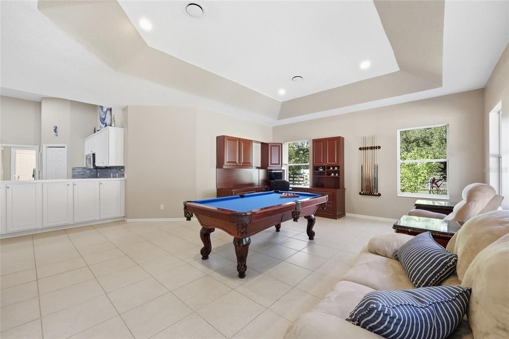 For Sale: $575,000 (3 beds, 2 baths, 2720 Square Feet)