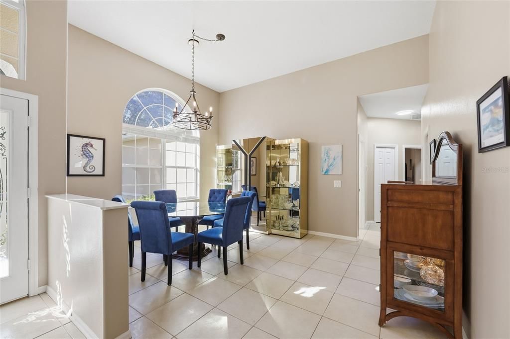 For Sale: $575,000 (3 beds, 2 baths, 2720 Square Feet)