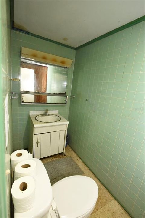 For Sale: $239,900 (3 beds, 1 baths, 1414 Square Feet)