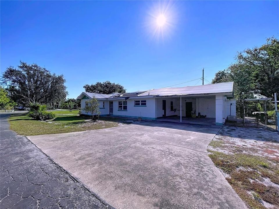 For Sale: $239,900 (3 beds, 1 baths, 1414 Square Feet)