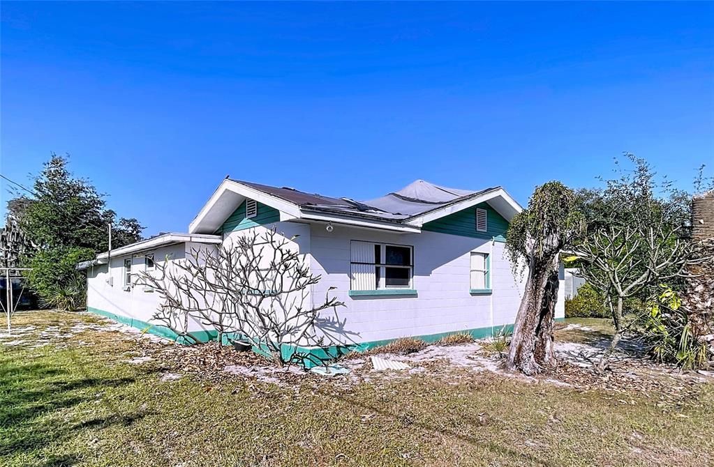 For Sale: $239,900 (3 beds, 1 baths, 1414 Square Feet)