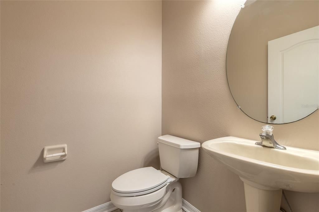 For Sale: $529,000 (4 beds, 2 baths, 2759 Square Feet)