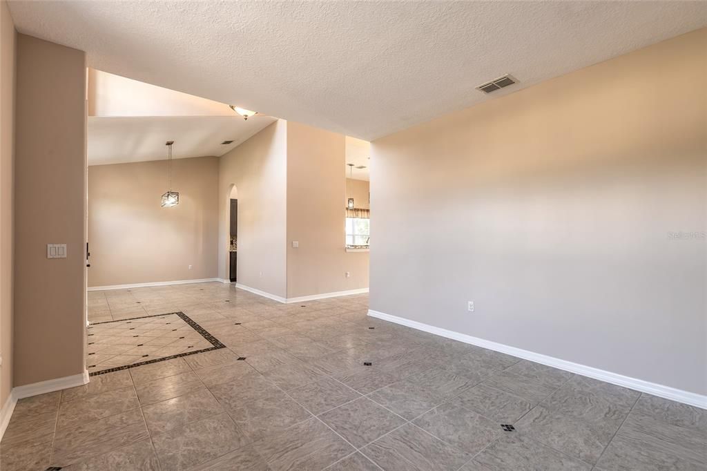 For Sale: $529,000 (4 beds, 2 baths, 2759 Square Feet)