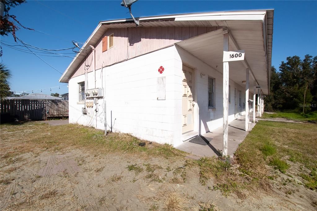 待售: $225,000 (3 贝兹, 0 浴室, 1728 平方英尺)