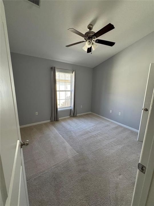 For Rent: $2,100 (3 beds, 2 baths, 1609 Square Feet)