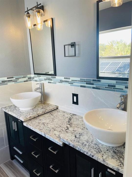 出租: $2,550 (3 贝兹, 2 浴室, 1505 平方英尺)