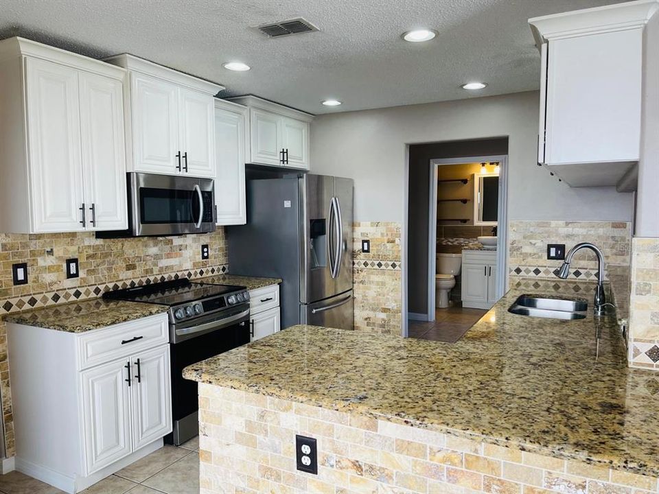 出租: $2,550 (3 贝兹, 2 浴室, 1505 平方英尺)