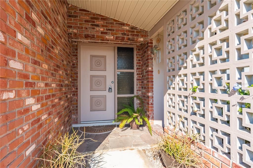 For Sale: $515,000 (3 beds, 2 baths, 1620 Square Feet)