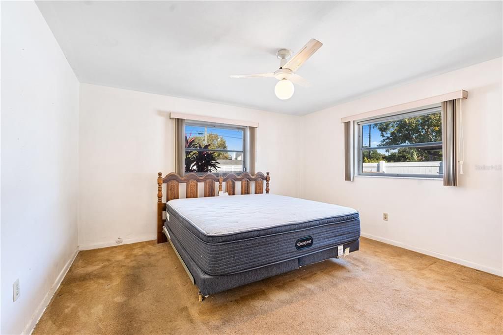 For Sale: $515,000 (3 beds, 2 baths, 1620 Square Feet)