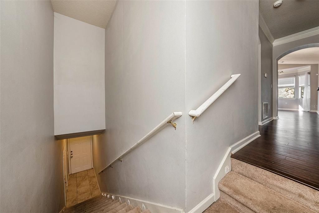 For Rent: $2,200 (3 beds, 2 baths, 1476 Square Feet)