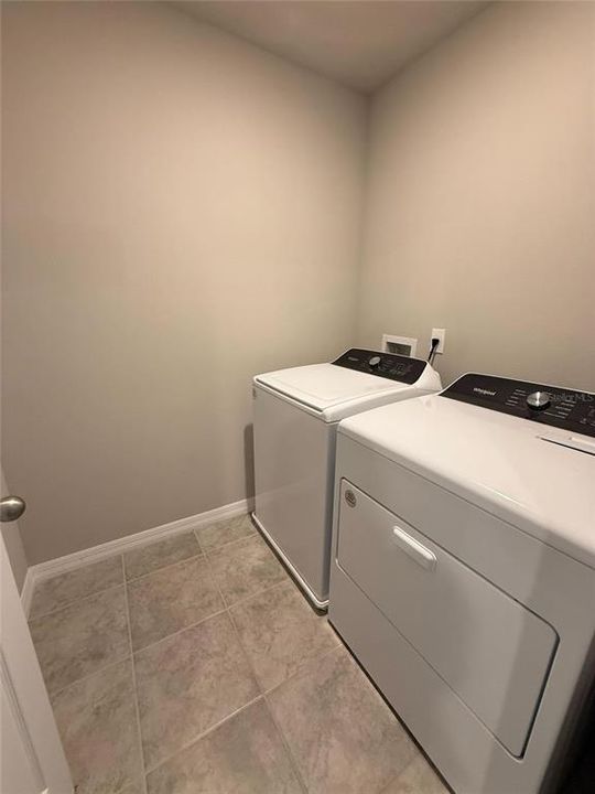 For Rent: $1,990 (3 beds, 2 baths, 1485 Square Feet)