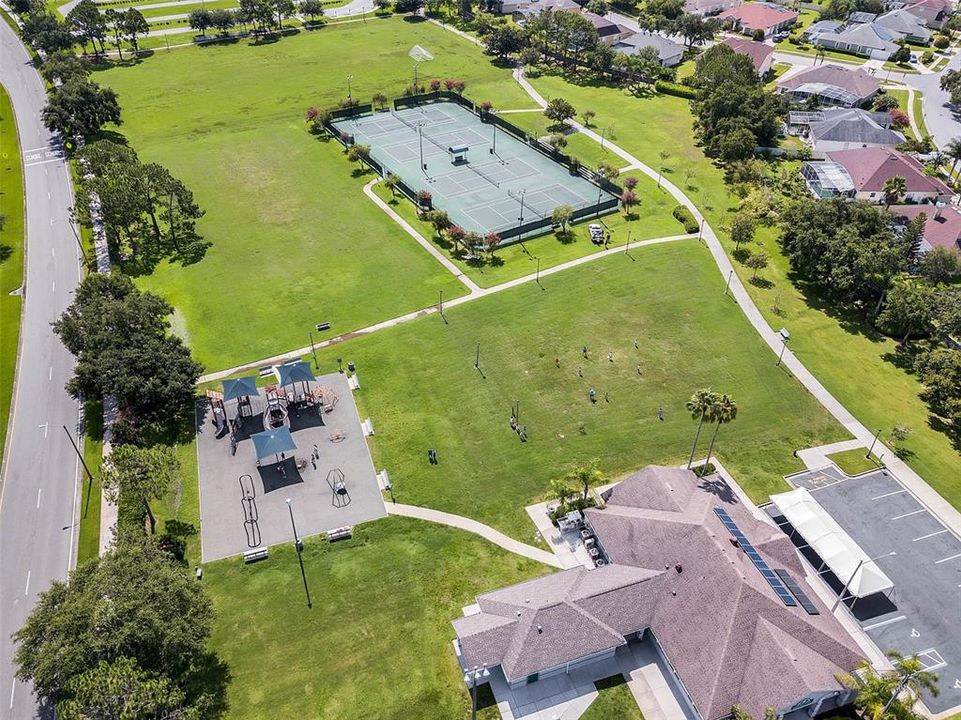 For Sale: $798,000 (5 beds, 3 baths, 3132 Square Feet)