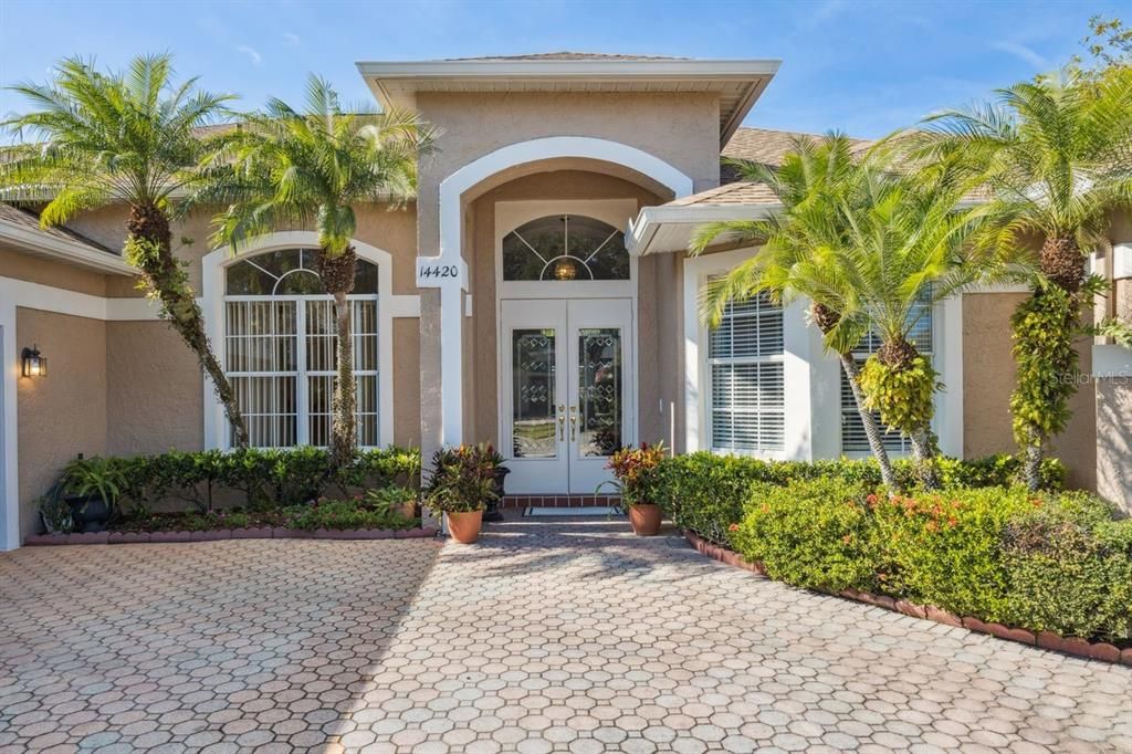 For Sale: $798,000 (5 beds, 3 baths, 3132 Square Feet)