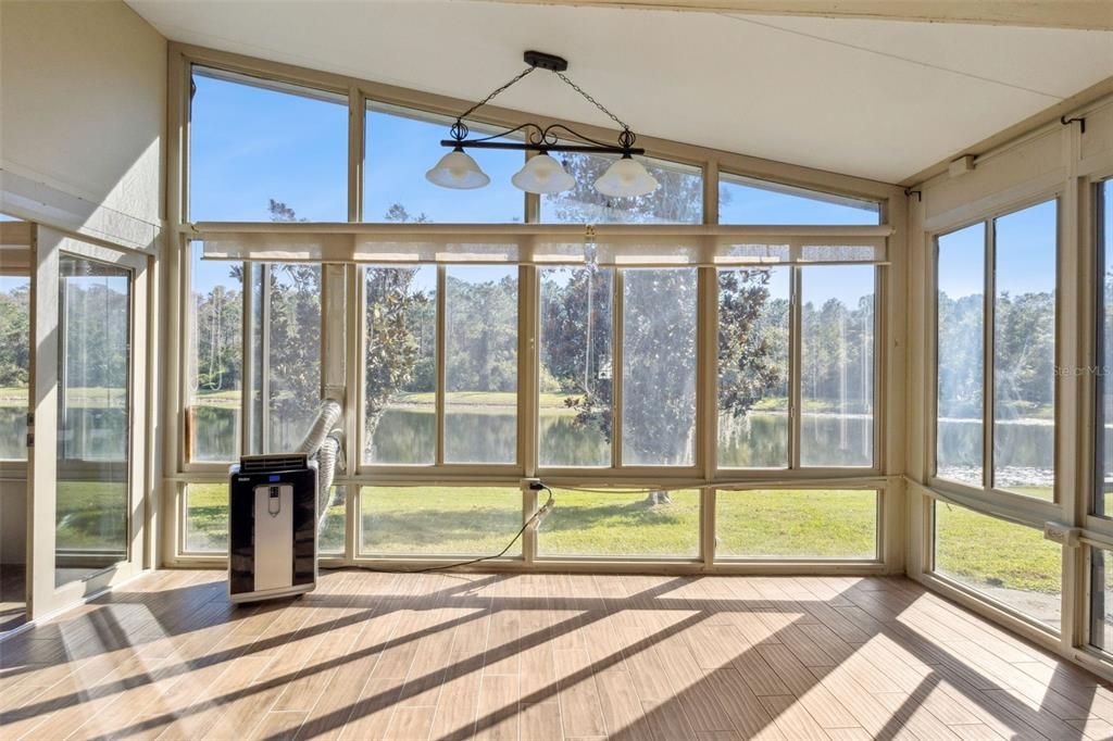 En Venta: $519,900 (3 camas, 2 baños, 1864 Pies cuadrados)