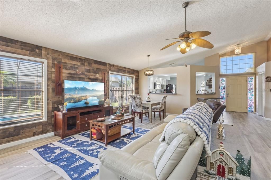 En Venta: $519,900 (3 camas, 2 baños, 1864 Pies cuadrados)