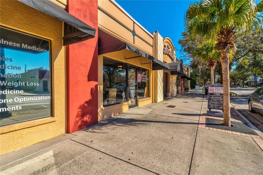 For Rent: $1,200 (1 beds, 1 baths, 600 Square Feet)