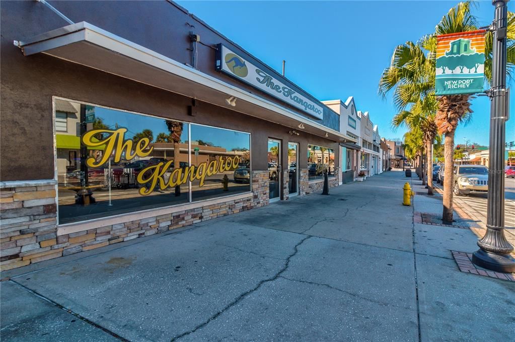 For Rent: $1,200 (1 beds, 1 baths, 600 Square Feet)