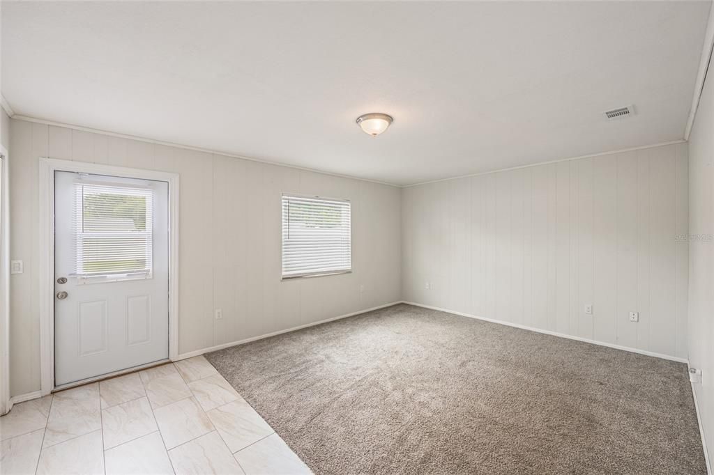 For Rent: $2,850 (3 beds, 2 baths, 2042 Square Feet)