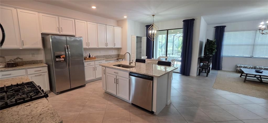 For Sale: $819,950 (5 beds, 3 baths, 3330 Square Feet)