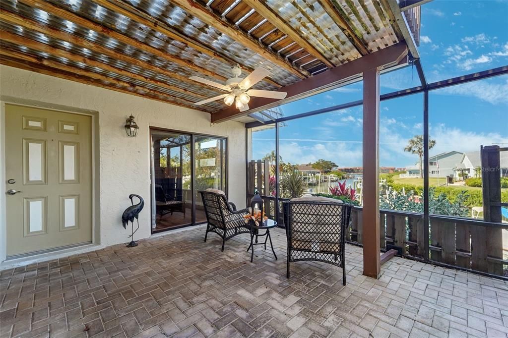 For Sale: $400,000 (2 beds, 2 baths, 1440 Square Feet)