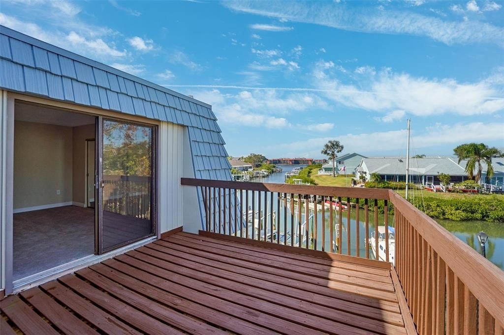 For Sale: $400,000 (2 beds, 2 baths, 1440 Square Feet)